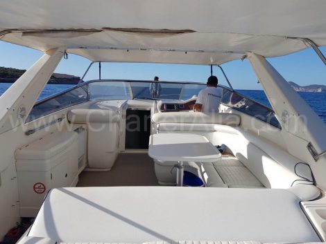 Sonnenliege Sunseeker 46 Camargue Ibiza Yachtcharter