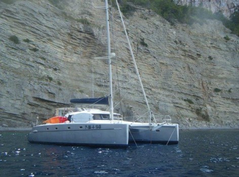 skippered catamaran hire ibiza
