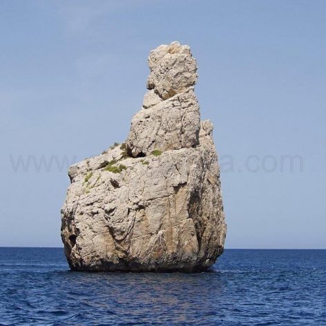 Rock islet in Cala Benirras