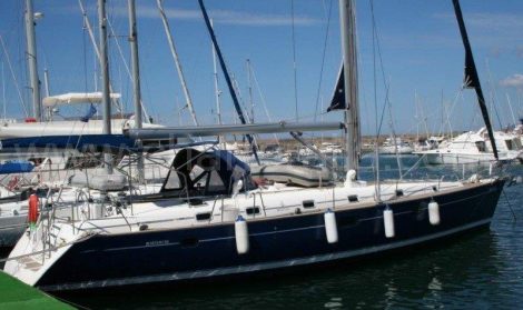 accostage du voilier Beneteau 50 a Ibiza