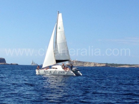 noleggio catamarano ibiza e Formentera Lagoon 380