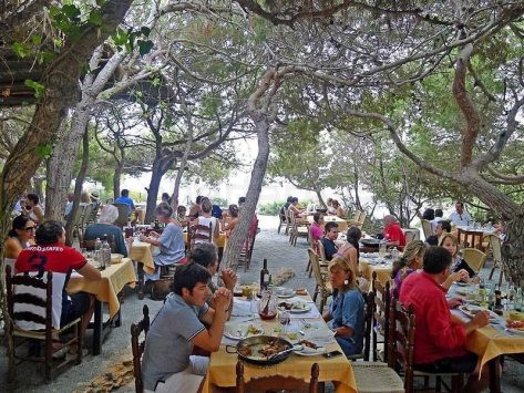 Restaurante la Noria Cala Boix en Ibiza