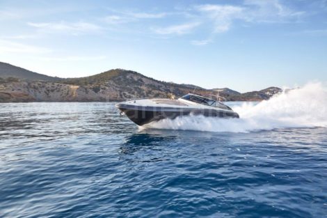 Motoryacht-Vermietung auf Ibiza Baia Aqua 54
