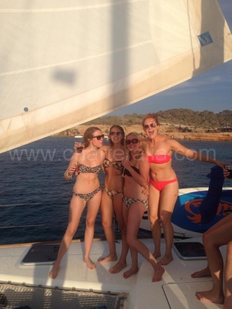 renting a boat in ibiza makes you happy