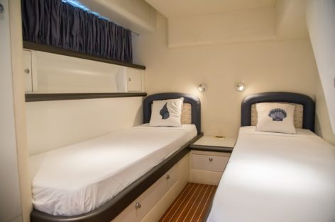 Twin cabin in the luxurious Alfamarine 60 yacht
