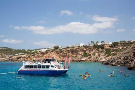 Power megecatamaran for 150 people in Ibiza
