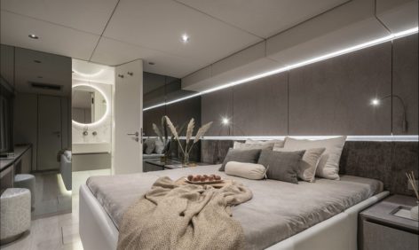Master cabin with private bathroom on the SunReef 70 catamaran