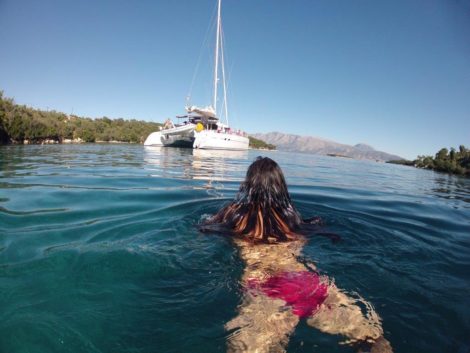 nuotare catamarano Ibiza