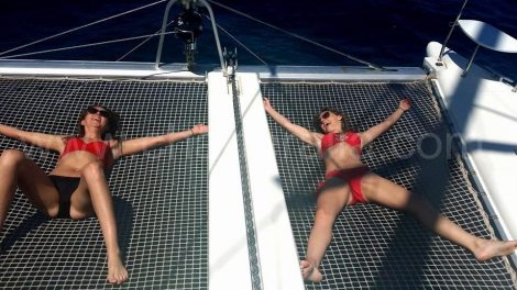 Catamaran-trampolines te huur op Ibiza