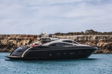 De luxo 82 lugares Seaseeker lancha para alugar em Ibiza